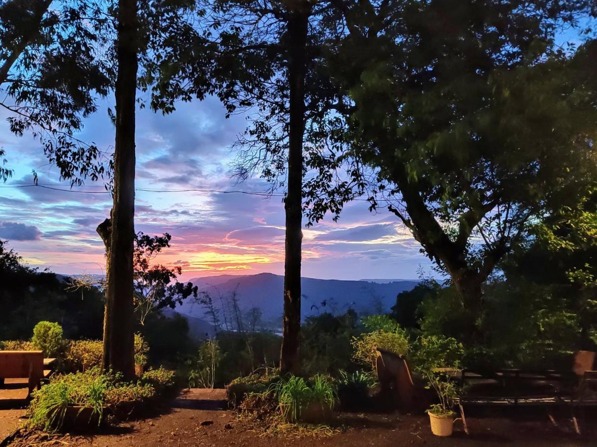 Hotel Mount View Heritage Panchgani Bagian luar foto