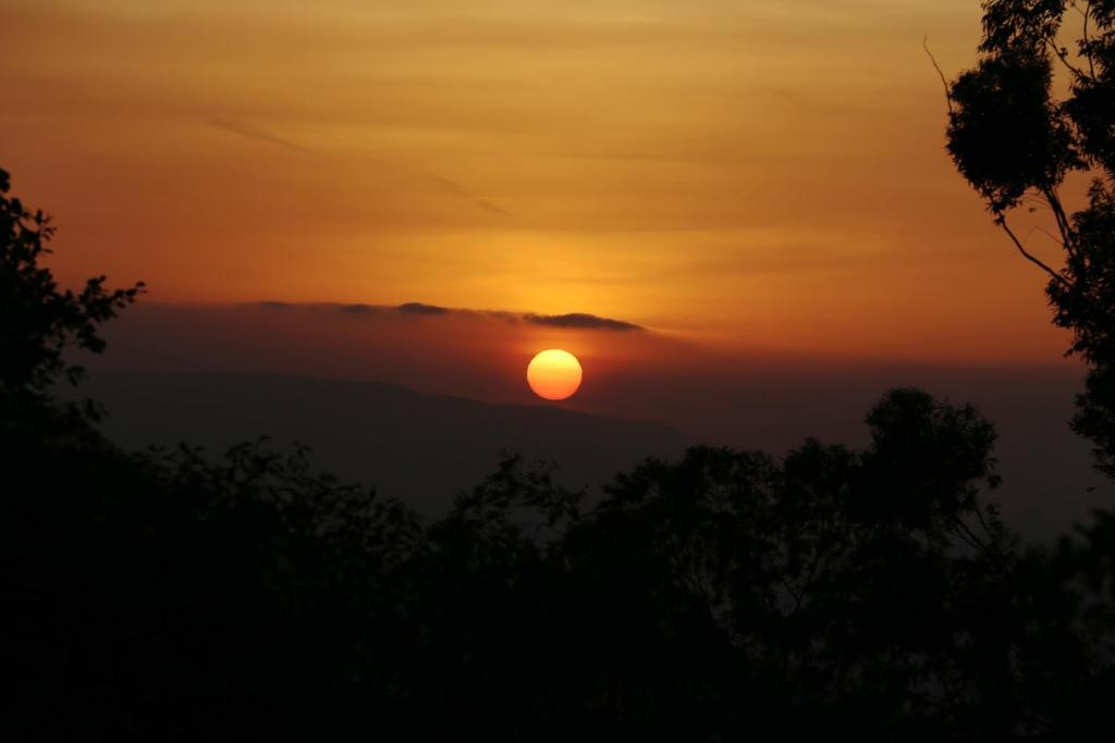 Hotel Mount View Heritage Panchgani Bagian luar foto